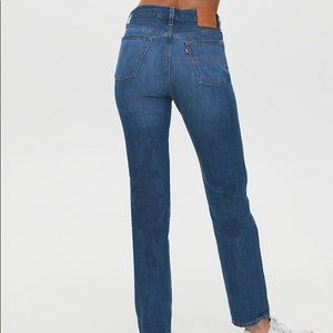 Aritzia LEVIS 501 - straight leg size 32